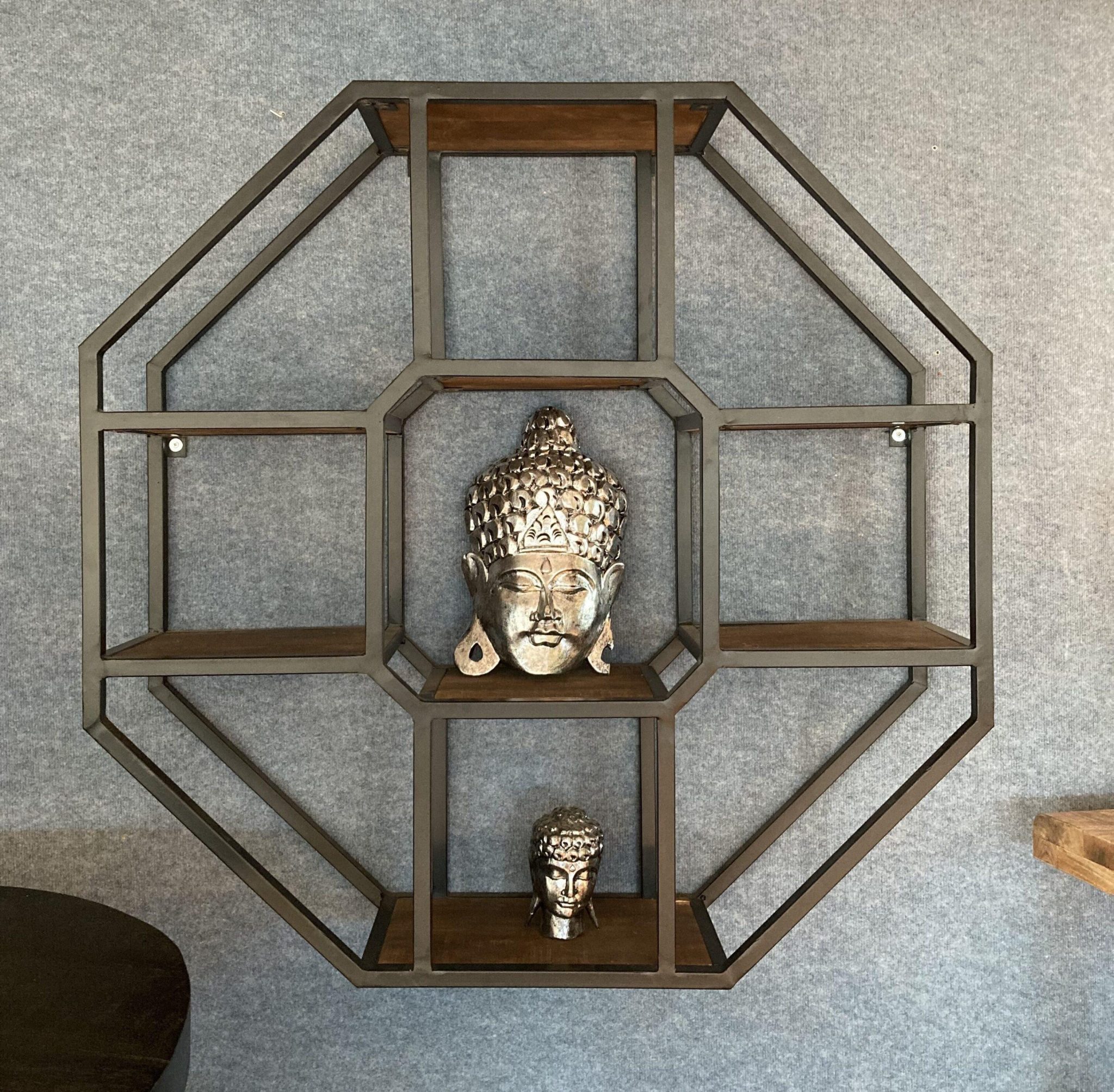 De Kortingknaller meubelzaak in Den Bosch met diverse kwaliteitsmeubels en exclusieve designs